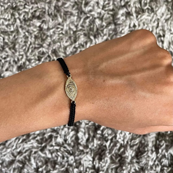 Handmade bracelet with different design and colours - Picture 4 of 14